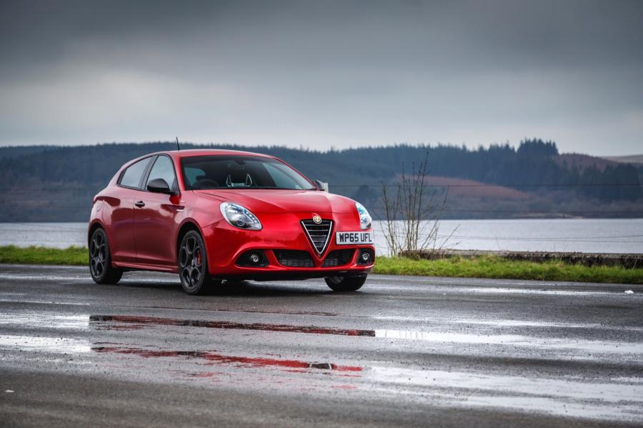  Alfa Romeo Giulietta Sprint Speciale (940) 2015 года  (UK) (фото 9 из 13)